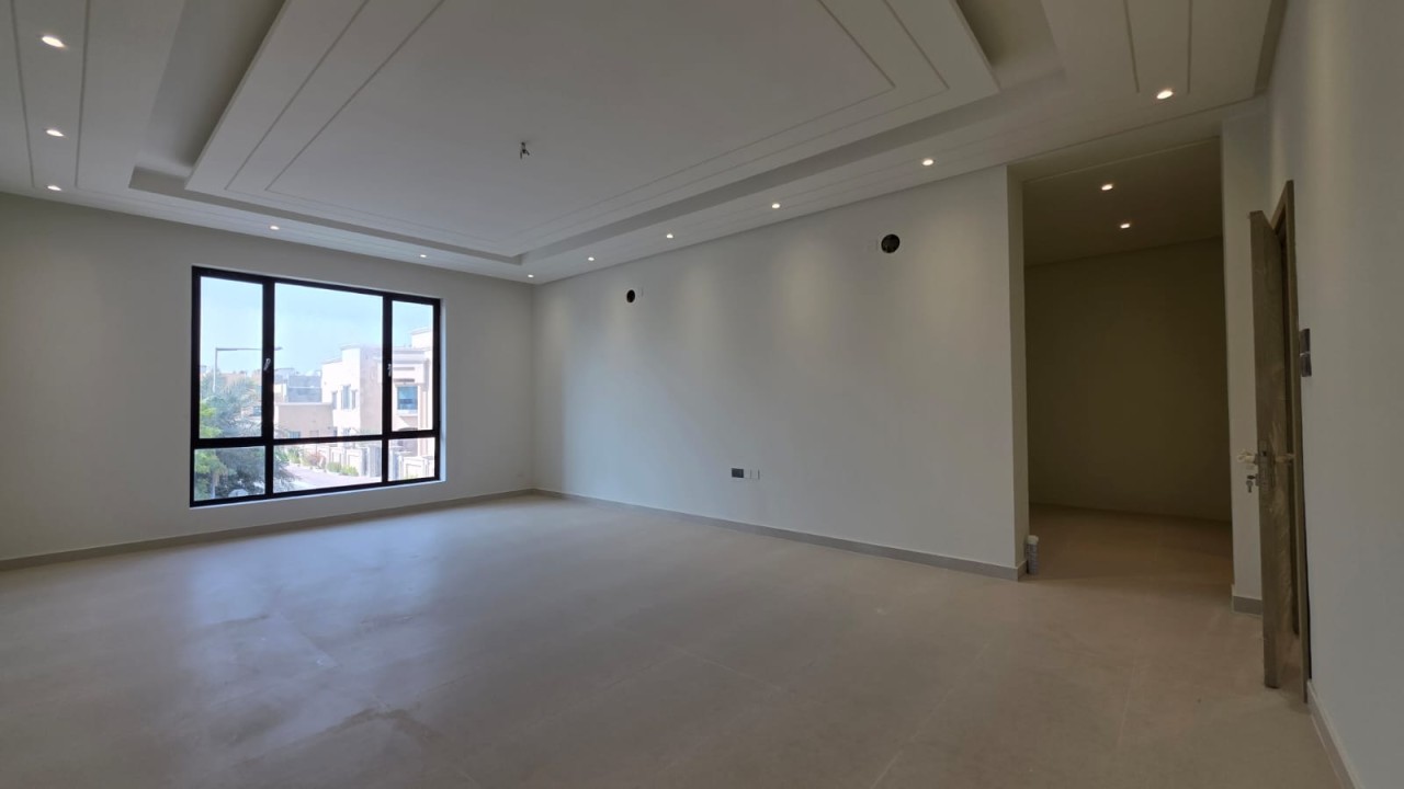 صورة فيلا للبيع في البسيتين #9043 1