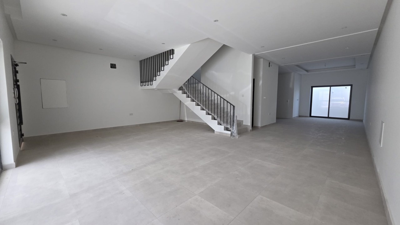 صورة فيلا للبيع في ديار المحرق #9045 0