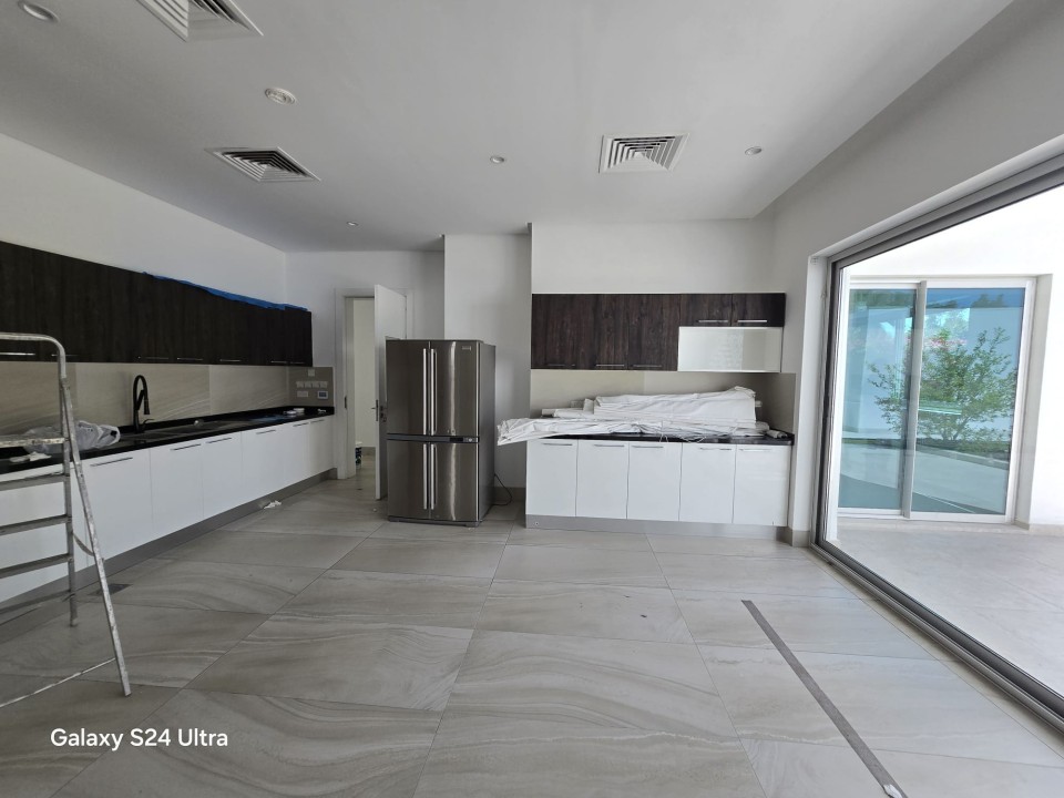 صورة فيلا للإيجار في الزنج #9463 3