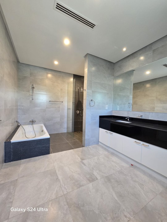 صورة فيلا للإيجار في الزنج #9463 7