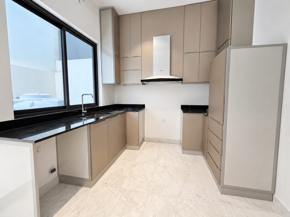 Villa for Sale in Sar Image #12135 6