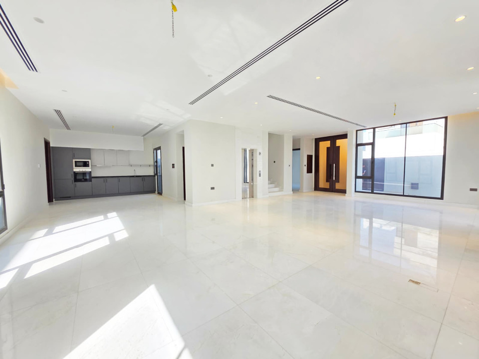 Villa for Sale in Sar Image #12139 1
