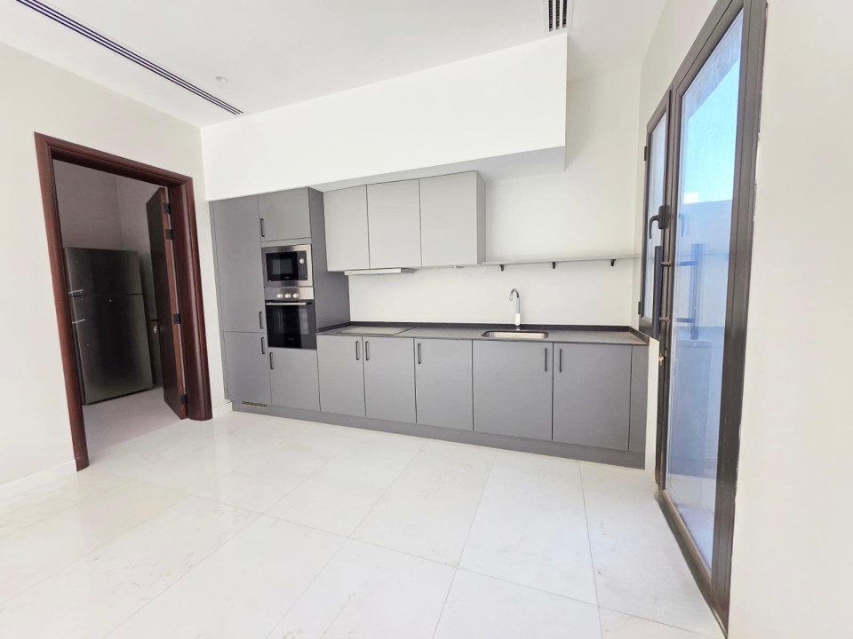 Villa for Sale in Sar Image #12139 4