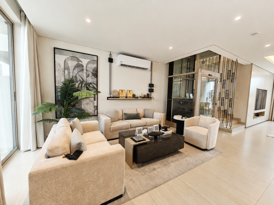 Villa for Sale in Arad Image #12214 1