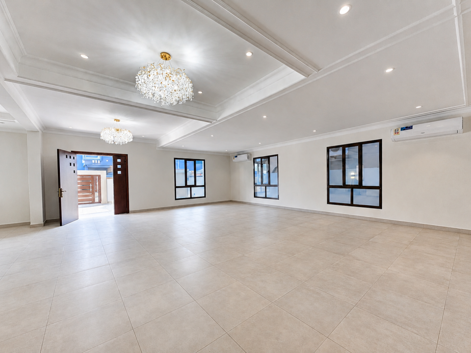 Villa for Sale in Sanad Image #12296 3