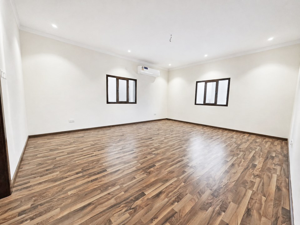Villa for Sale in Sanad Image #12296 8