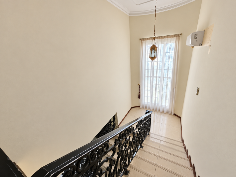 Villa for Sale in Arad Image #12681 5
