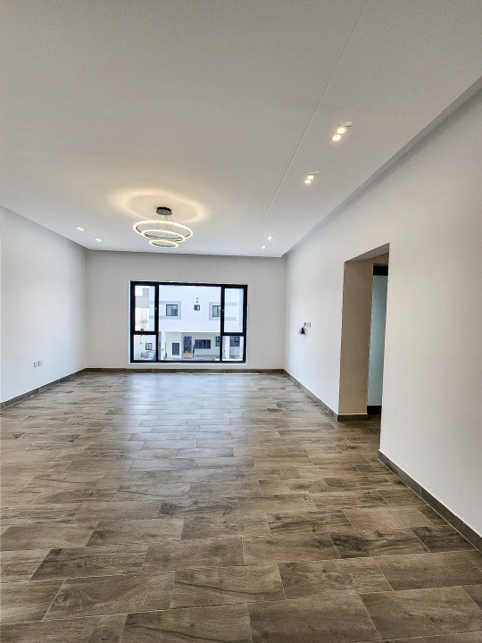 Villa for Sale in Sar Image #11784 4