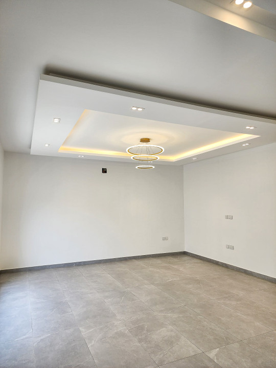 Villa for Sale in Sar Image #11784 6