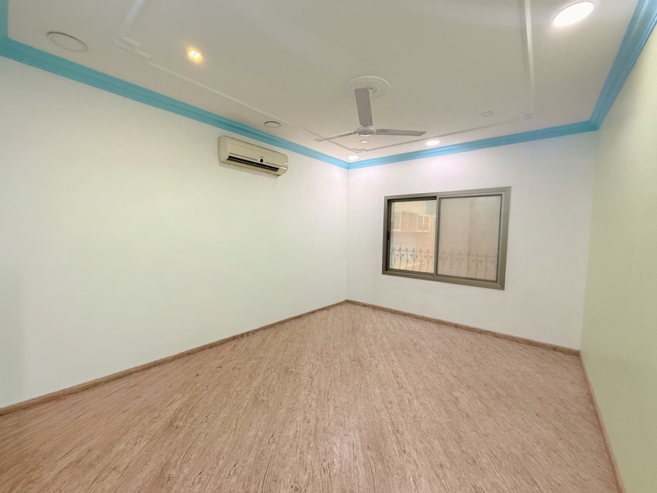 Villa for Sale in Sar Image #11786 7