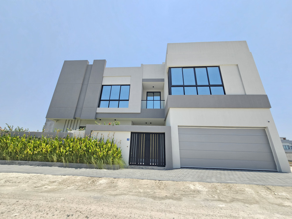 Villa for Sale in Sar Image #11800 0 