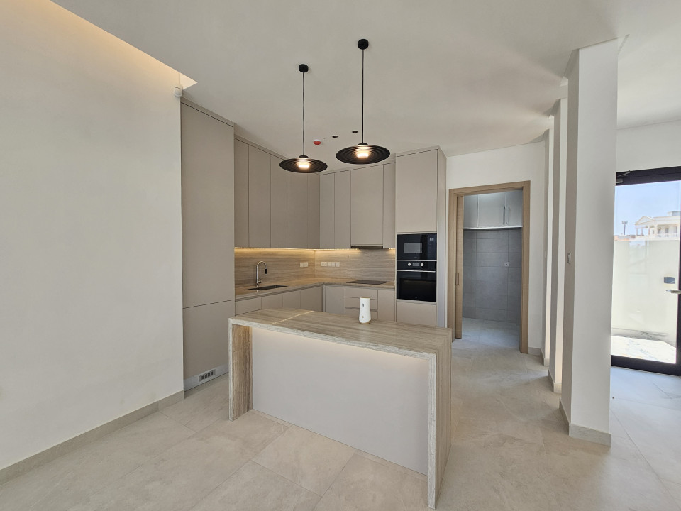 Villa for Sale in Sar Image #11800 1