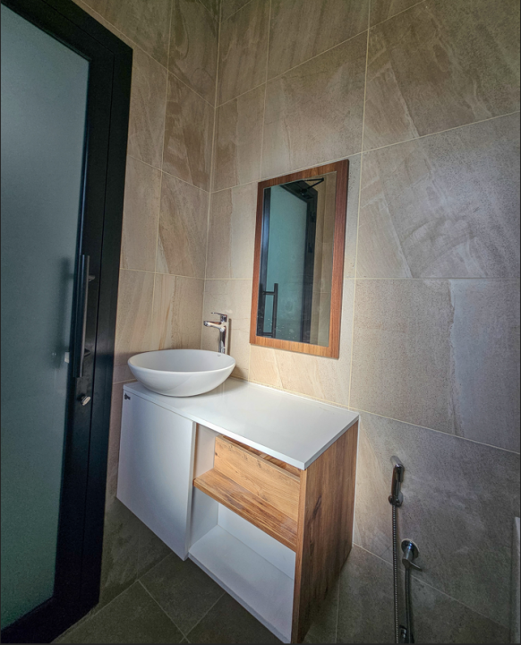 Villa for Sale in Sar Image #11814 1