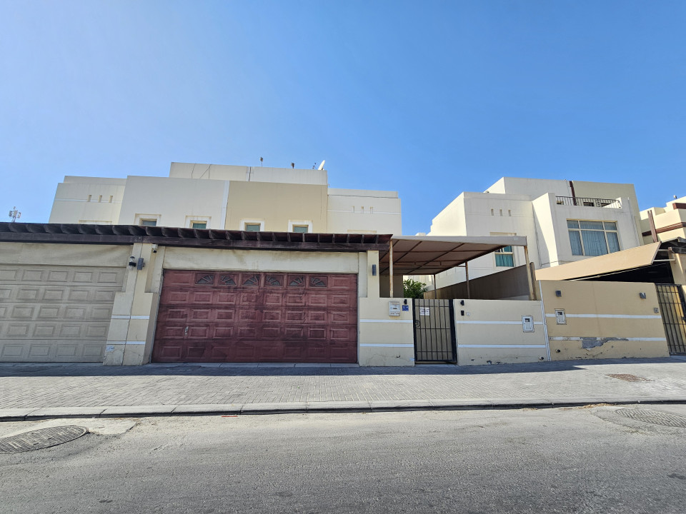 Villa for Sale in Janabiyah Image #11828 0