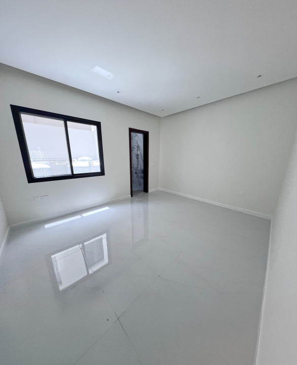 Villa for Sale in Busaiteen Image #11966 1