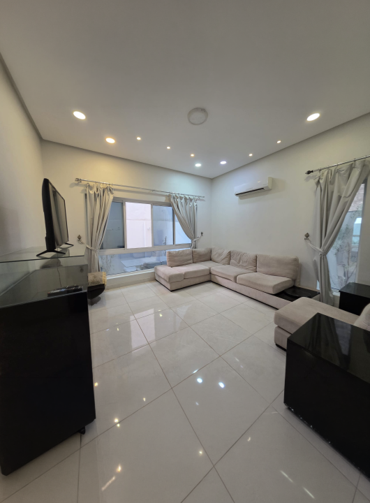 Villa for Sale in Markh Image #12083 3