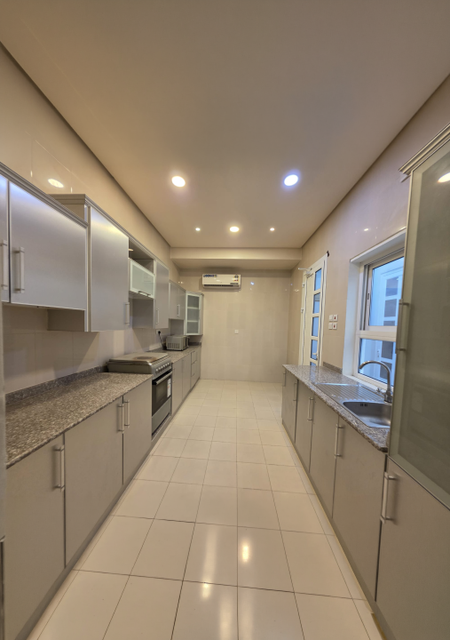 Villa for Sale in Markh Image #12083 4