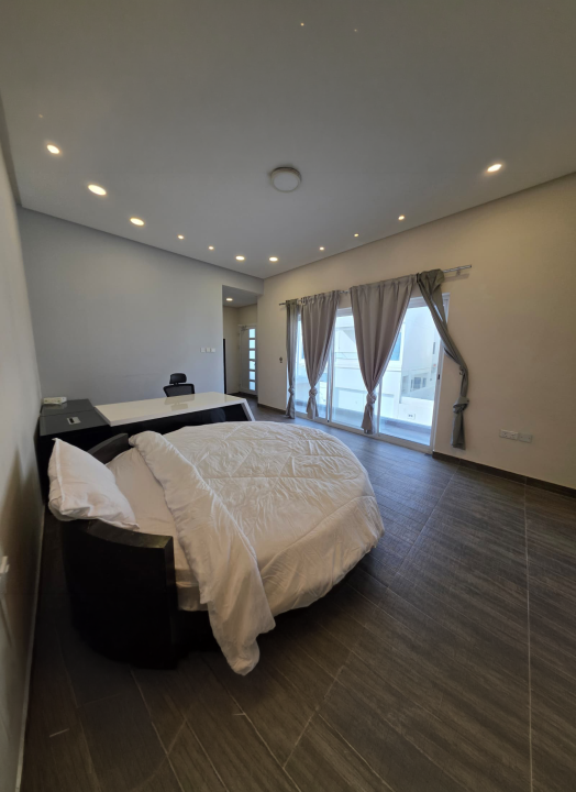 Villa for Sale in Markh Image #12083 9
