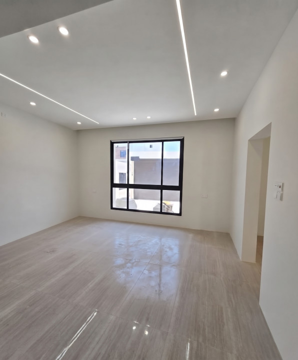 Villa for Sale in Hamalah Image #11712 3