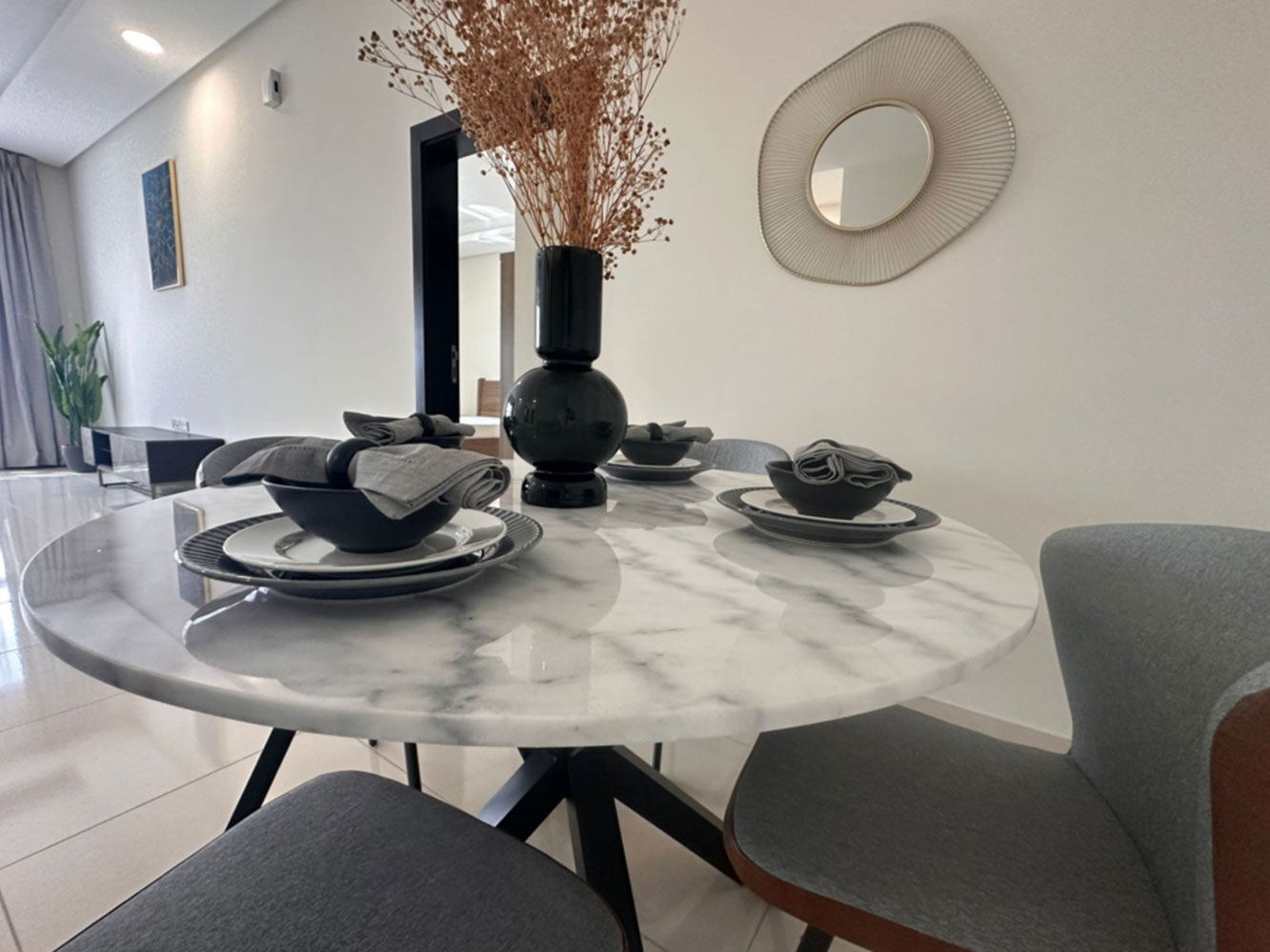 صورة شقة للإيجار في السهلة الشمالية #1382 2