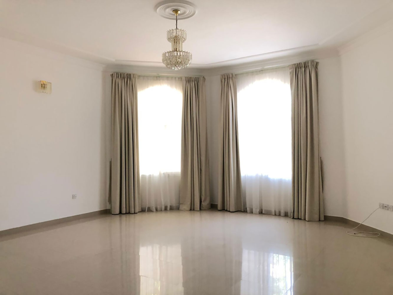 صورة فيلا للإيجار في الجسرة #1515 8