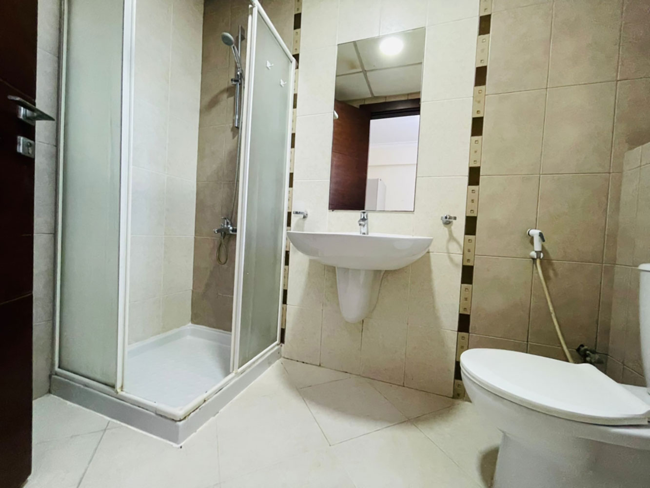 صورة شقة للإيجار في ام الحصم #1847 4