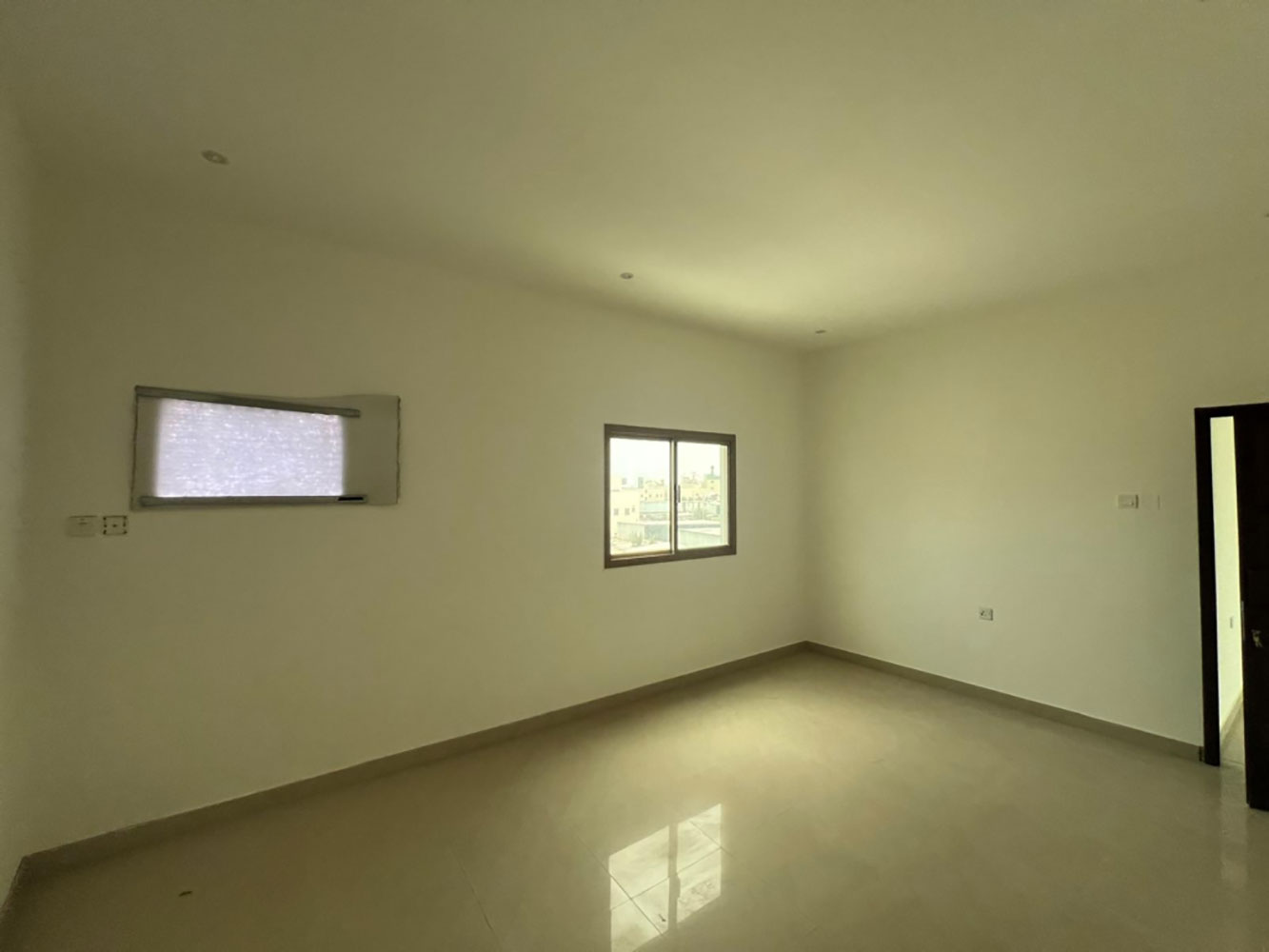 property 2193 image 0