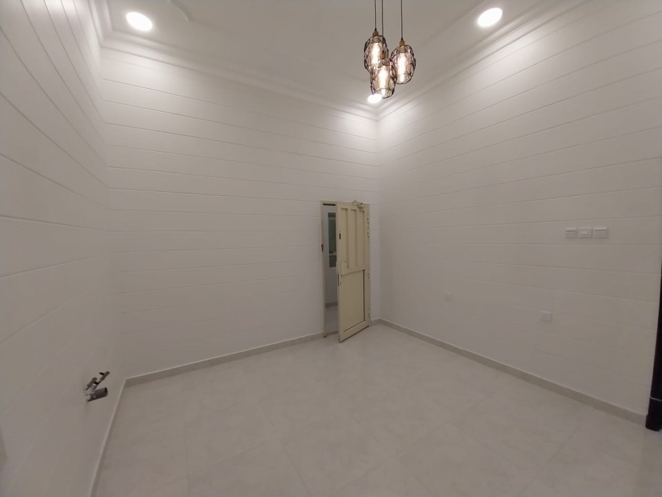 Villa for Sale in Hidd Image #4943 5