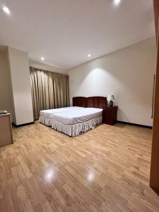 property 7226 image 5