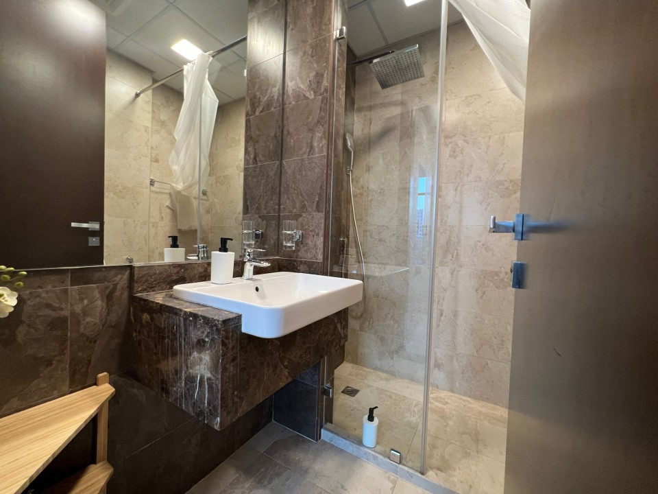 property 7229 image 5