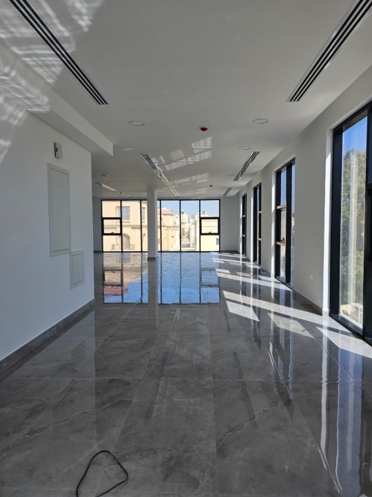 property 7480 image 0