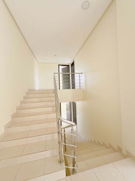 property 7737 image 8