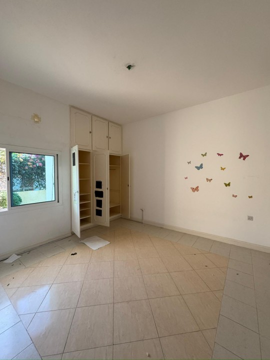 صورة فيلا للإيجار في الجنبية #7744 7