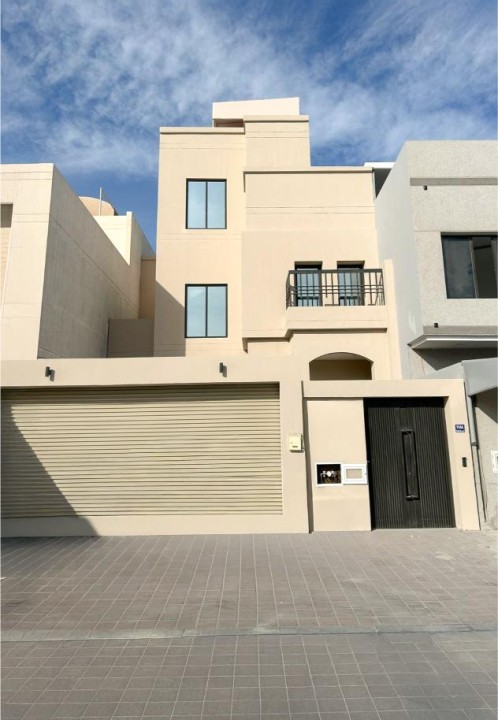 Villa for Sale in Busaiteen Image #8991 0