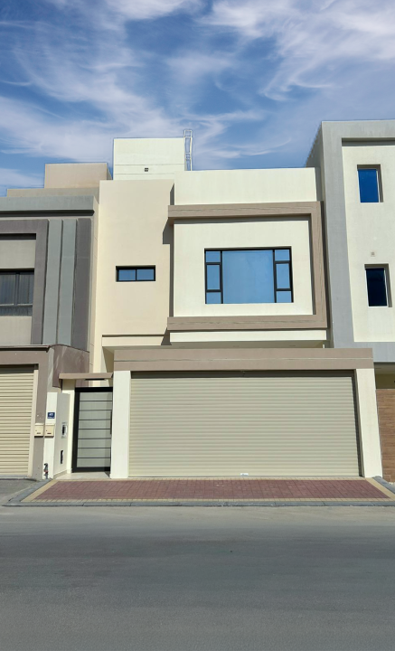 Villa for Sale in Durrat Al Muharraq Image #8992 0