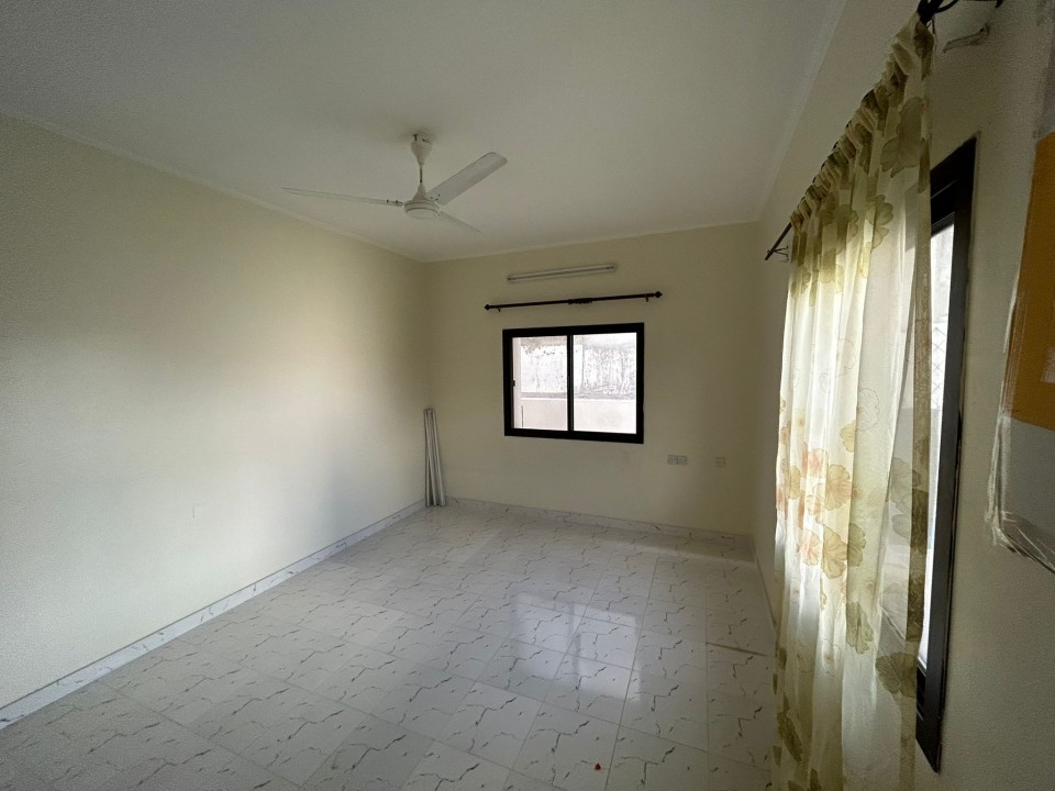 صورة فيلا للإيجار في سماهيج #9026 5