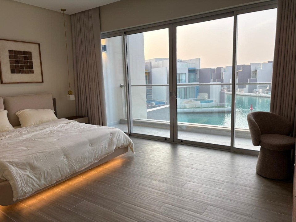 صورة فيلا للإيجار في ديار المحرق #9351 1