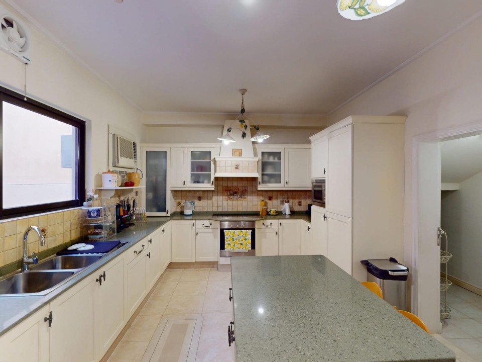 صورة فيلا للبيع في سار #9458 3