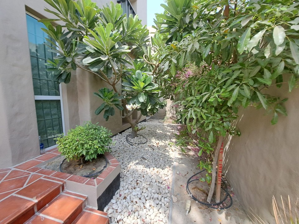 صورة فيلا للبيع في الزنج #9467 5