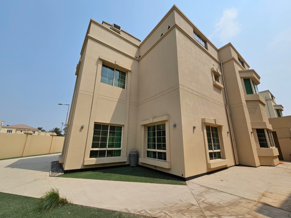 صورة فيلا للبيع في سار #9690 7