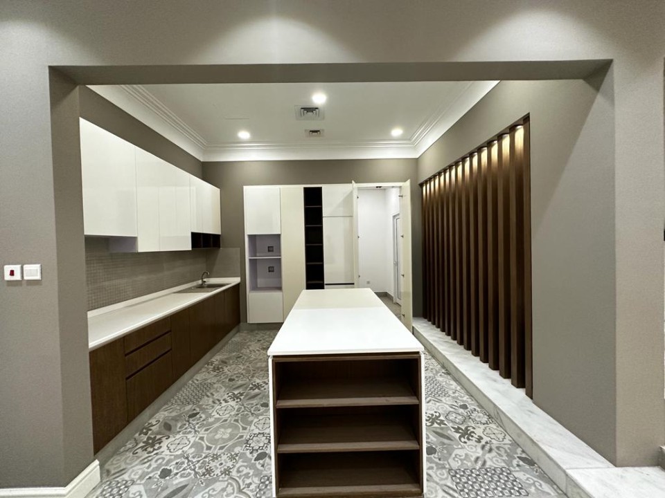 صورة فيلا للبيع في الجنبية #9692 4