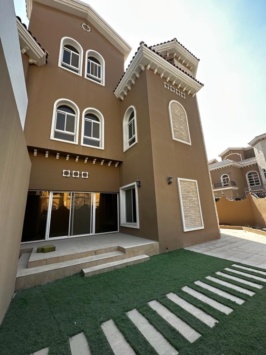 صورة فيلا للبيع في الجنبية #9692 9