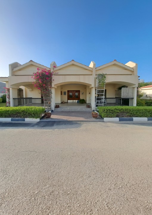 صورة فيلا للبيع في سار #9698 0 