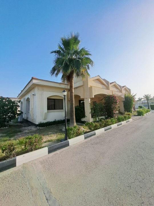 صورة فيلا للبيع في سار #9698 2