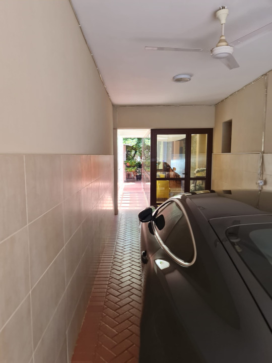 صورة فيلا للبيع في ام الحصم #9783 9