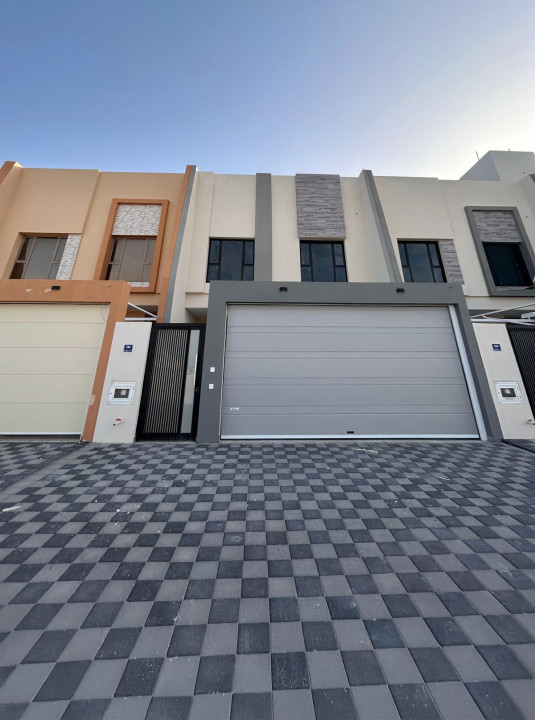 Villa for Sale in Durrat Al Muharraq Image #9822 0