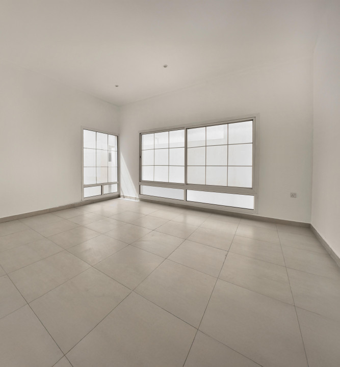 صورة فيلا للإيجار في الجنبية #9848 1