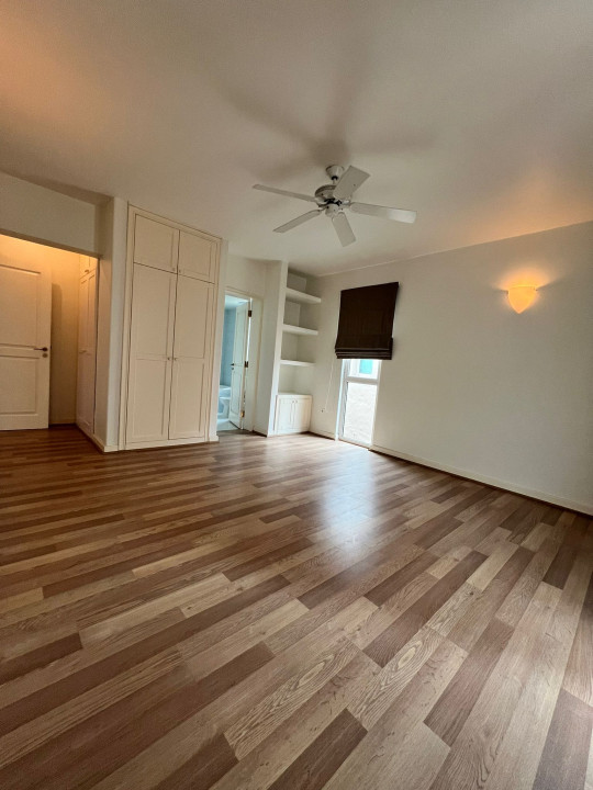 Villa for Sale in Zinj Image #9886 1