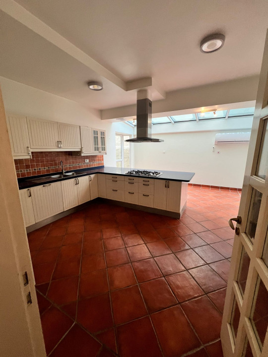 Villa for Sale in Zinj Image #9886 4