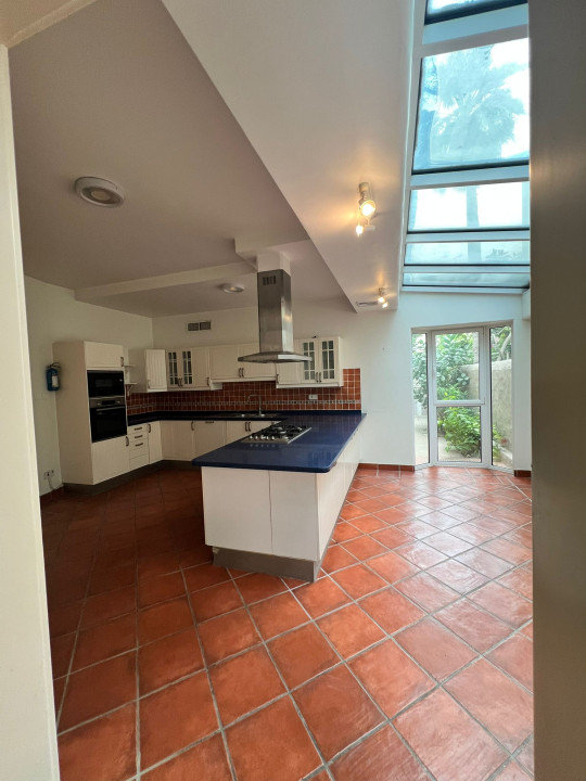 Villa for Sale in Zinj Image #9886 6